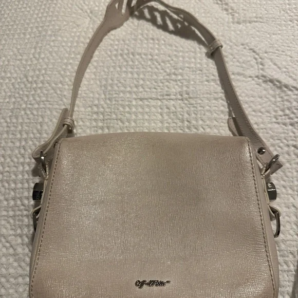 Off-White Black and Cream Diagonal Stripe bag - Picture 5 of 6